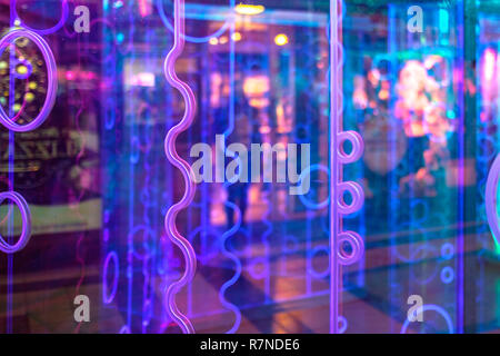Abstrakte Neon Design. Neon Kreisen. Neonlicht. Neon Art. Stockfoto