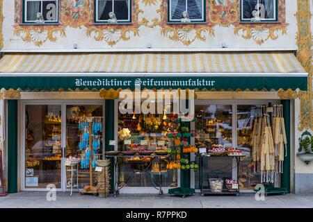 Österreich, Oberösterreich, Salzkammergut, als Weltkulturerbe von der UNESCO, Sankt Wolfgang (St. Wolfgang), Fassade Stockfoto