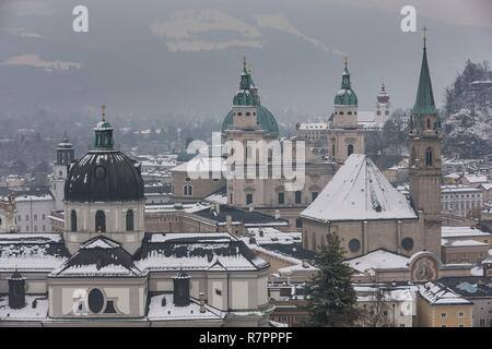 Österreich, Salzburg, historischen Zentrum als Weltkulturerbe von der UNESCO, die Kuppeln des historischen Zentrums Stockfoto