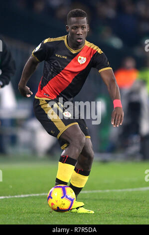 SEVILLA, 09-12-2018. Primera Division Liga. LaLiga. Estadio Benito Villamarin. Luis Advíncula (Rayo Vallecano) während des Spiels Real Betis - Rayo Vallecano. Stockfoto