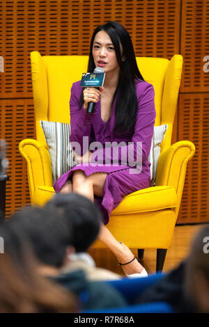 Yao Chen an einem Podium Rede auf dem 3. Internationalen Film Festivals & Auszeichnungen Macau in Macau Cultural Center. Macau, 10.12.2018 | Verwendung weltweit Stockfoto