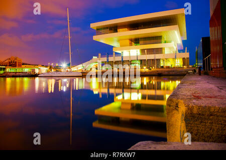 Gebäude Veles e Vents, Architekt David Chipperfield, in Port America's Cup. Valencia. Poblados maritimos El Cabanyal. Comunidad Valenciana. Spanien. Stockfoto