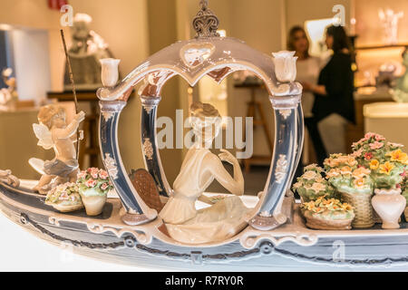 Lladro Porzellan Figuren Shop. Valencia. Comunidad Valenciana. Spanien Stockfoto