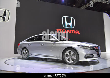 NONTHABURI - 28. NOVEMBER: Honda Accord Hybrid Auto auf Anzeige an der 35th Thailand International Motor Expo am 28. November 2018 in Pusan, Thailan Stockfoto