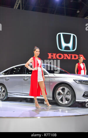 NONTHABURI - 28. NOVEMBER: Honda Accord Hybrid Auto auf Anzeige an der 35th Thailand International Motor Expo am 28. November 2018 in Pusan, Thailan Stockfoto