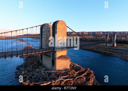 Frankreich, Bouches-du-Rhone, Mallemort, Alte Hängebrücke (19.) Auf der Durance Stockfoto