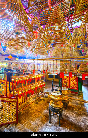 HONG KONG, China - 17 Mai, 2014: Im Innenraum der Man Mo Tempel. 1847 gegründet, ist der Tempel der bürgerlichen Gott Mann Cheong und die Marti gewidmet Stockfoto