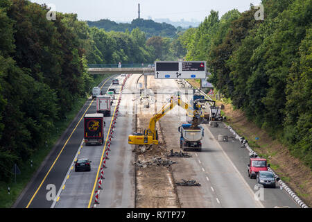 Mit dem Bau einer Autobahn Baustelle auf der Autobahn A52, Ratingen, Nordrhein-Westfalen, Deutschland Stockfoto