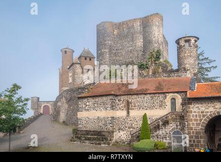 Frankreich, Haute Loire, Saint-Germain-en-Velay, Chateau de Bouzols, bouzols Schloss, Tal der Loire Stockfoto