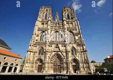 Frankreich, Meurthe und Mosel, Toul, Saint Etienne Kathedrale im gotischen Stil zwischen dem 13. und 15. Jahrhundert errichtet, Fassade Stockfoto