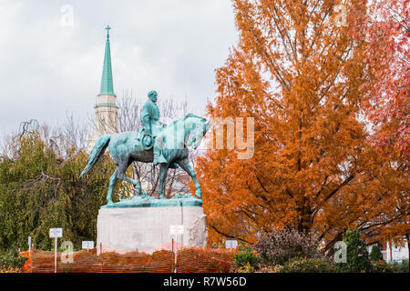 General Robert E. Lee auf Bronze Pferd in den öffentlichen Park im südlichen Staaten kämpfen mit, wie Sie ihre Geschichte Adresse Stockfoto