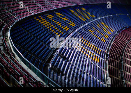 Camp Nou, Barcelona, Spanien. 11 Dez, 2018. UEFA Champions League Fußball, Barcelona gegen Tottenham Hotspur; Innenansicht des Camp Nou Stadion Credit: Aktion plus Sport/Alamy leben Nachrichten Stockfoto