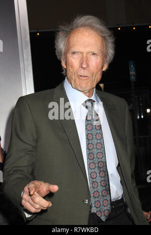 Clint Eastwood 12/10/2018 Die Weltpremiere von "Maultier" im Regency Dorf Theater in Los Angeles, CA Foto: Cronos/Hollywood Nachrichten gehalten Stockfoto