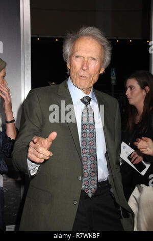 Clint Eastwood 12/10/2018 Die Weltpremiere von "Maultier" im Regency Dorf Theater in Los Angeles, CA Foto: Cronos/Hollywood Nachrichten gehalten Stockfoto