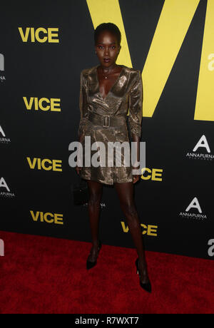 BEVERLY HILLS, Ca - Dezember 11: Kuoth Wiel, Vice Weltpremiere an der Akademie der Motion Picture Arts and Sciences in Beverly Hills, Kalifornien am 11. Dezember 2018. Credit: Faye Sadou/MediaPunch Stockfoto