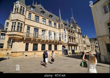 Luxemburg, Luxemburg Stadt, Grand Ducal Renaissance Palast aus dem sechzehnten Jahrhundert, die den Wohnsitz in der Stadt des Großherzogs, Leiter des Staates Luxemburg Stockfoto