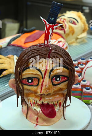 Halloween Dekoration und beängstigend Kuchen Konzept Stockfoto