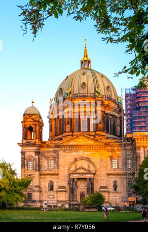 Berlin, Berlin/Deutschland - 2018/07/24: historische Berliner Dom - Berliner Dom auf der Museumsinsel in Mitte Quartal Berlin Stockfoto