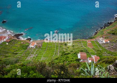 Portugal, Azoren, Santa Maria Island, Sao Lourenco, Erhöhte Ansicht von Baia do Sao Lourenco Bay Stockfoto