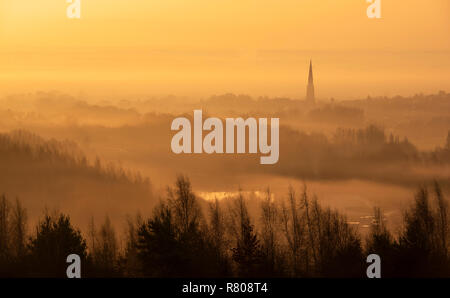 Misty Sonnenaufgang Morgen über dem Tal von gedling Gedling Country Park in Nottingham, Nottinghamshire England Großbritannien Stockfoto