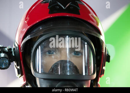 Feuerwehrmann Helm auf ein Mannequin Stockfoto