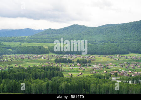 Xinjiang kanas acaroid Dorf Landschaft Stockfoto