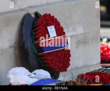 Die Königin, die von erfahrenen Mitgliedern der Königlichen Familie begleitet besucht die Erinnerung Tag der Parade am Ehrenmal auf dem 100. Jahrestag des Endes des Ersten Weltkriegs. Mit: Atmosphäre, Wo: London, Vereinigtes Königreich, wenn: 11. Nov. 2018 Credit: John rainford/WANN Stockfoto