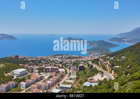 Luftaufnahme der beliebte Ferienort Kas in Türkei, Türkische Riviera auch als Türkisküste, klaren, warmen, sonnigen Wetter bekannt Stockfoto