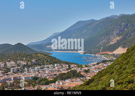 Luftaufnahme der beliebte Ferienort Kas in Türkei, Türkische Riviera auch als Türkisküste, klaren, warmen, sonnigen Wetter bekannt Stockfoto
