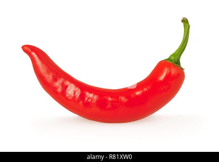 Red Chili auf Weiß mit Freistellungspfad isoliert Stockfoto