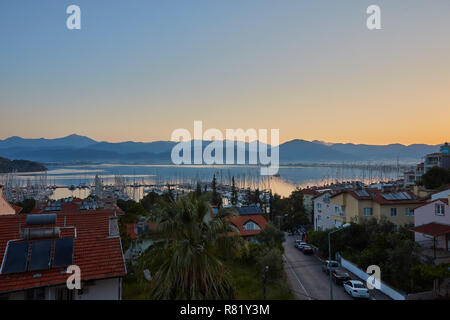 Panoramablick von der Bucht von Fethiye in der Türkei Stockfoto