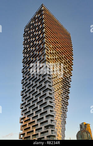 Ungewöhnlich Hohes Condo-Gebäude, Vancouver Haus, Bjarke Ingels Group Architekten, Vancouver, British Columbia, Kanada. Stockfoto