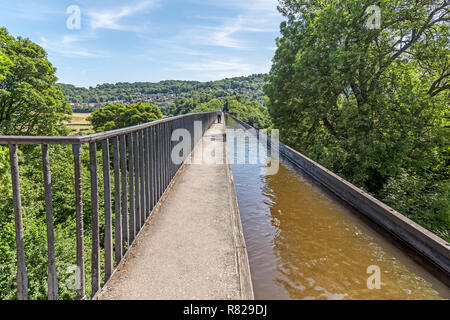 Die pontcysyllte Aquädukt in der Nähe von Llangollen in Wales. Es den Llangollen-kanal über den Fluss Dee durchgeführt. Von Thomas Telford gebaut. Stockfoto
