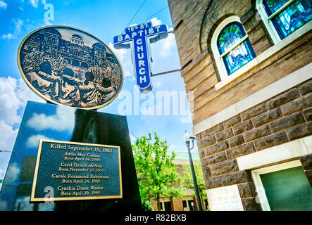 Ein Denkmal erinnert an die Bombardierung 1963 16 St. Baptist Church und den Tod von vier Kindern, 12. Juli 2015 in Birmingham, Alabama. Stockfoto