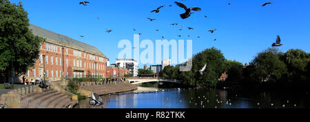 Derby City Rat Büros am Ufer des Flusses Derwent, Derby, Derbyshire, England, Großbritannien Stockfoto