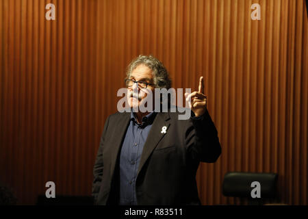 Madrid, Spanien. 12 Dez, 2018. JOAN TARDA, Abgeordneter der Republikanischen Esquerra Kongress von Katalonien für Barcelona. Bürger gegen die Straffreiheit des Franquismus (ACCIF) und die Familie Verein zur Förderung von Paterna (AFFP) im Kongress der Abgeordneten für ihre Ansprüche und Anspruch, Schutz für die mehr als 114.000 ermordet, die in den Gossen und Massengräber am 12.Dezember, 2018 in Madrid, Spanien Quelle: Jesus Hellin/ZUMA Draht/Alamy Leben Nachrichten weiterhin vorhanden Stockfoto