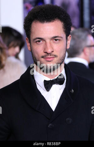 London, Großbritannien. 12. Dezember 2018. Jamael Westman, Mary Poppins zurück Europäische Premiere, die Royal Albert Hall, Kensington Gore, London, UK, 12. Dezember 2018, Foto von Richard Goldschmidt Credit: Rich Gold/Alamy leben Nachrichten Stockfoto