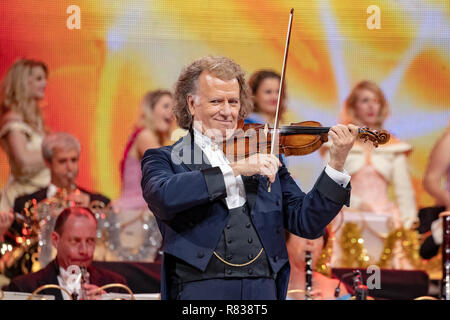 London, England. 12. Dezember 2018 (exklusive Deckung) André Rieu in London - Wembley führt - die SSE-Arena, England, Credit: Jason Richardson/Alamy leben Nachrichten Stockfoto