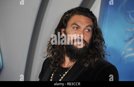 Los Angeles, CA, USA. 12 Dez, 2018. Jason Momoa in der Ankunftshalle für aquaman Premiere, TCL Chinese Theatre (ehemals Grauman's), Los Angeles, CA 12. Dezember 2018. Credit: Elizabeth Goodenough/Everett Collection/Alamy leben Nachrichten Stockfoto