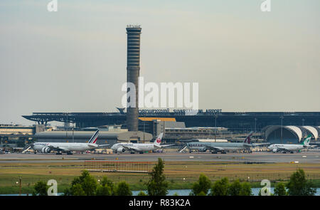 BANGKOK, THAILAND - 30.November 2018: Suvarnabhumi Airport, dem Flughafen ist einer der beiden internationalen Flughäfen in Thailand Stockfoto