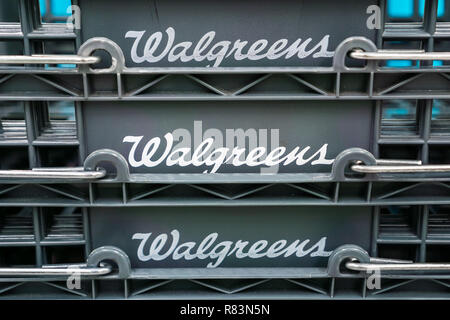 August 14, Sunnyvale 2018/CA/USA - Walgreens Logo auf den Warenkorb in einem Ihrer Standorte in South San Francisco Bay Area. Stockfoto