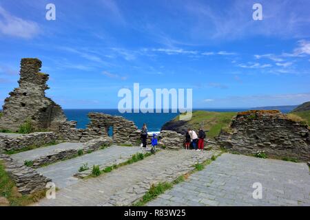 Burg Ruinen von Burg Tintagel, Cornwall, England, Großbritannien Stockfoto