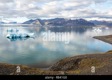 Die berühmten Flugzeug Wrack DC-3 nach Sonnenaufgang in Island Stockfoto