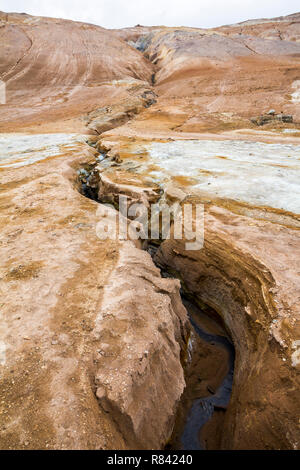 Hverir Landschaft an warmen geothermischen Aktivitäten, Island Stockfoto
