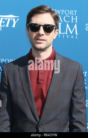 Vielzahl von 10 Akteuren zu beobachten & Newport Beach Film Festival Herbst Ehren am Resort at Pelican Hill am 11. November 2018 in Newport Coast, CA bietet: Topher Grace Wo: Newport Coast, California, United States Wenn: 11. Nov. 2018 Credit: Nicky Nelson/WENN.com Stockfoto
