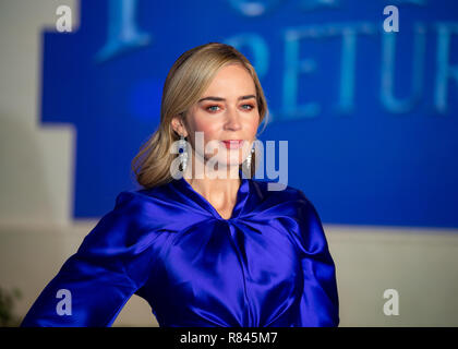 Schauspielerin Emily Blunt, am Film Premier von 'Mary Poppins' zurück, wo Sie spielt Mary Poppins Stockfoto