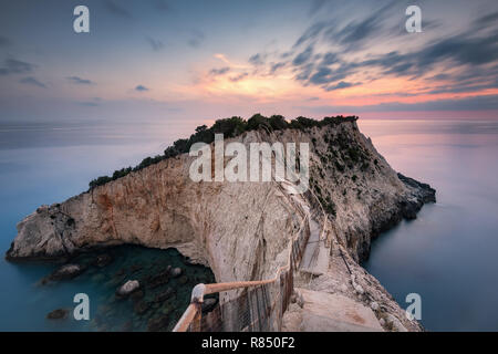 Einer der schönsten Strände der Welt - der berühmte Porto Katsiki, Lefkada Stockfoto