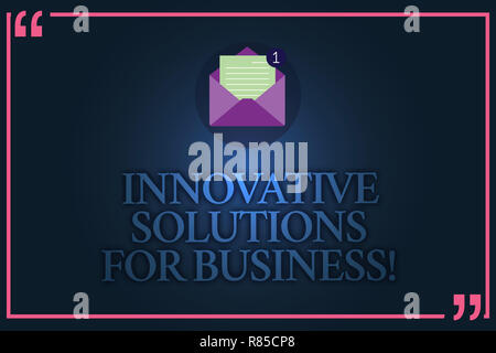 Konzeptionelle Handschrift zeigt innovative Lösungen für Unternehmen. Business Foto Text moderne Ideen zu Unternehmen offenen Umschlag mit Papier Emai Stockfoto