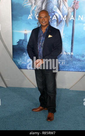 HOLLYWOOD, CA - 12. Dezember: Temuera Morrison, bei der Premiere von Warner Bros. Pictures' "aquaman" an der TCL Chinese Theatre in Hollywood, Kalifornien am 12. Dezember 2018. Credit: Faye Sadou/MediaPunch Stockfoto