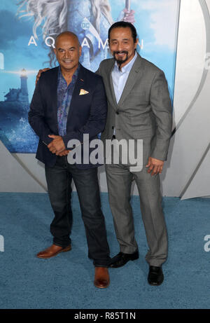 HOLLYWOOD, CA - 12. Dezember: Temuera Morrison, Gast, bei der Premiere von Warner Bros. Pictures' "aquaman" an der TCL Chinese Theatre in Hollywood, Kalifornien am 12. Dezember 2018. Credit: Faye Sadou/MediaPunch Stockfoto